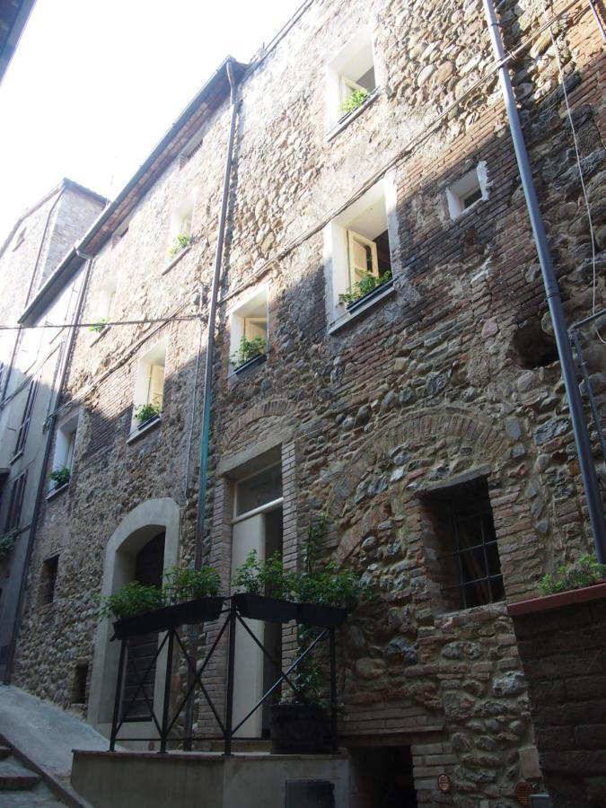 Dalle Stelle Ficulle Buitenkant foto